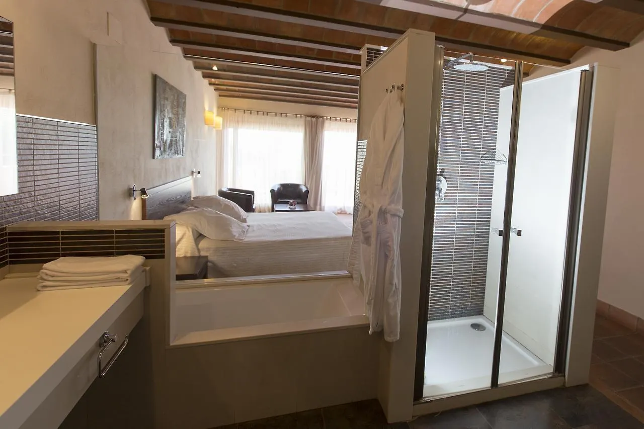 Hotel Cal Naudi Les Cases d'Alcanar 4*,