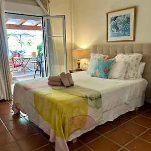 https://bed-and-breakfast-at-home-in-malaga.1costadelsol.com